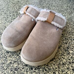 Sorel Tan Suede Fur-Lined Clogs